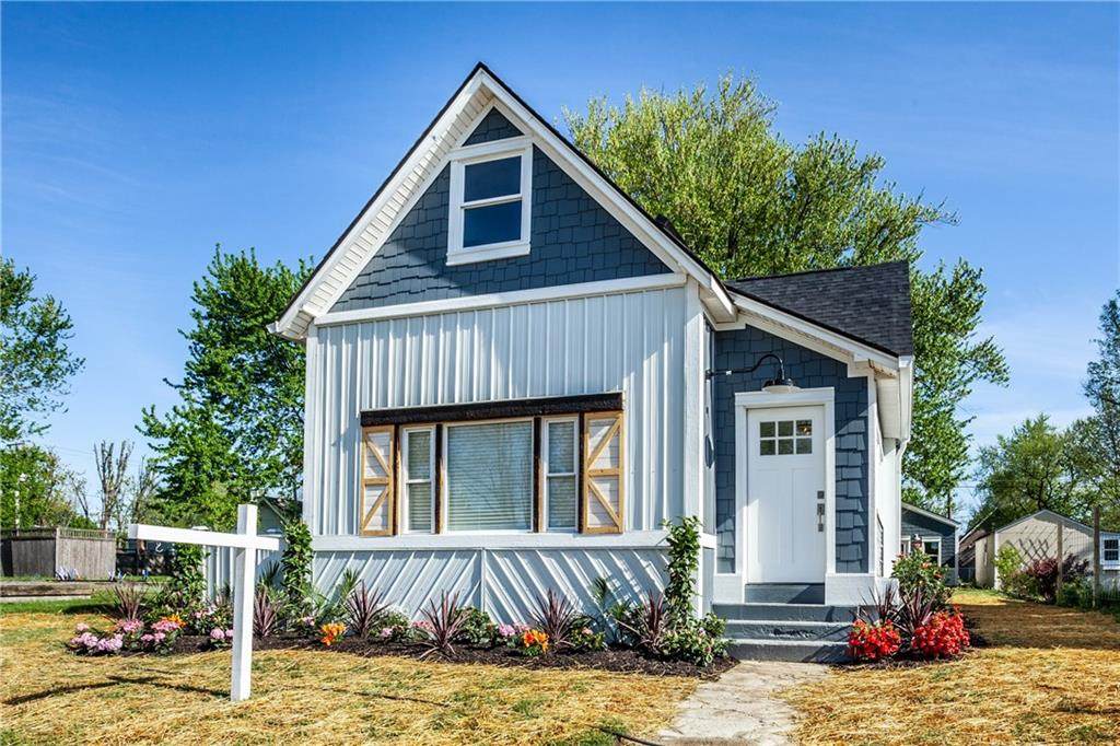 558 Chestnut Street - Photo 1