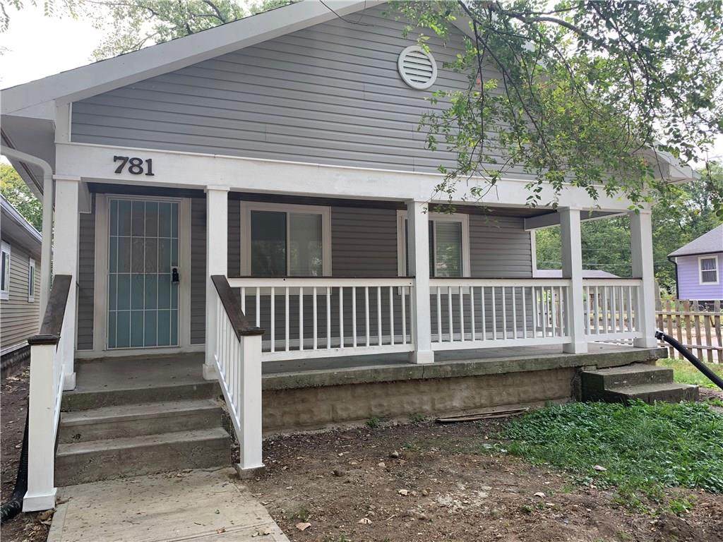 781 26th Street - Photo 1