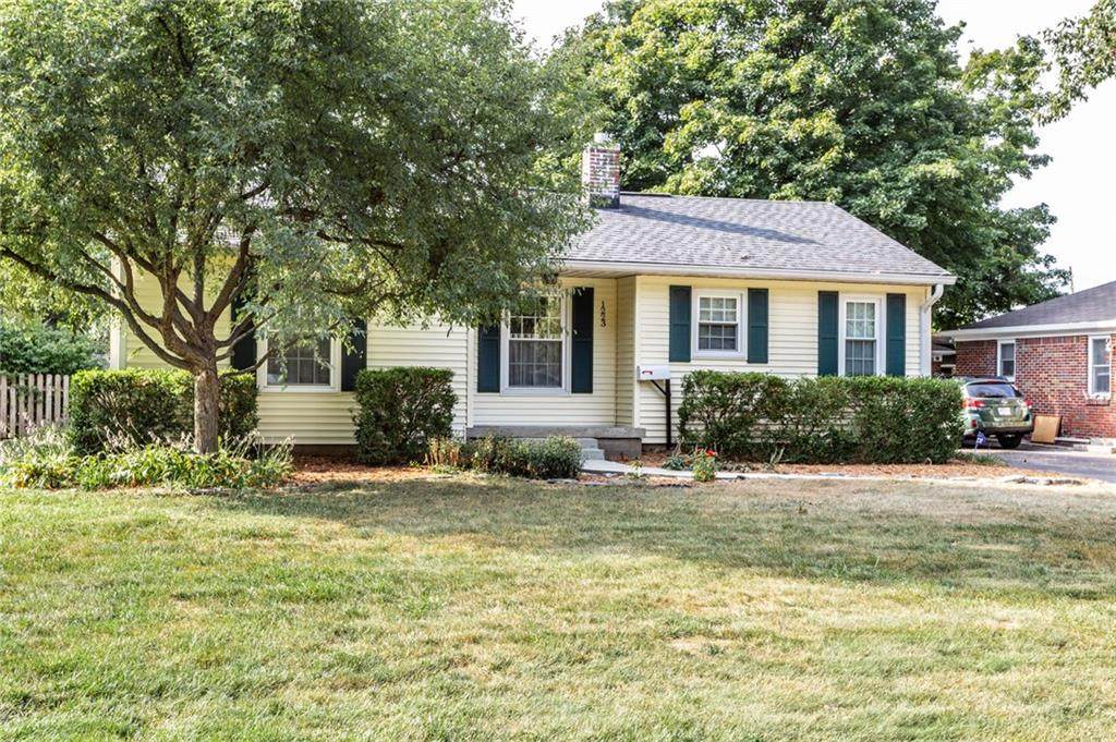 1223 Nicholas Road - Photo 1