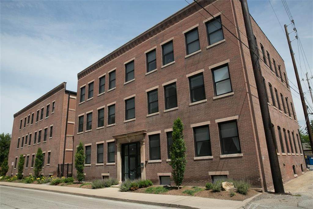 312 13th Street - Photo 1