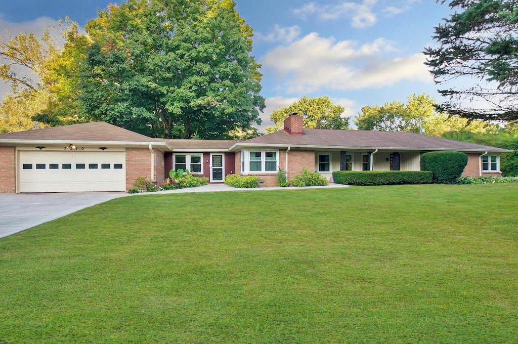 7210 Steven Lane - Photo 1
