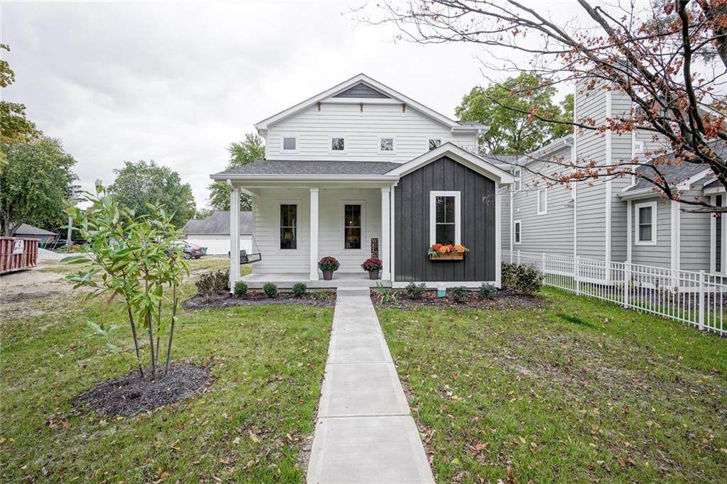 309 East Street - Photo 1
