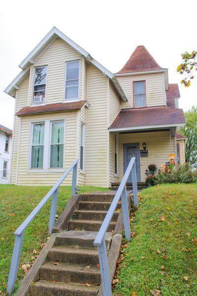407 Walnut Street - Photo 1
