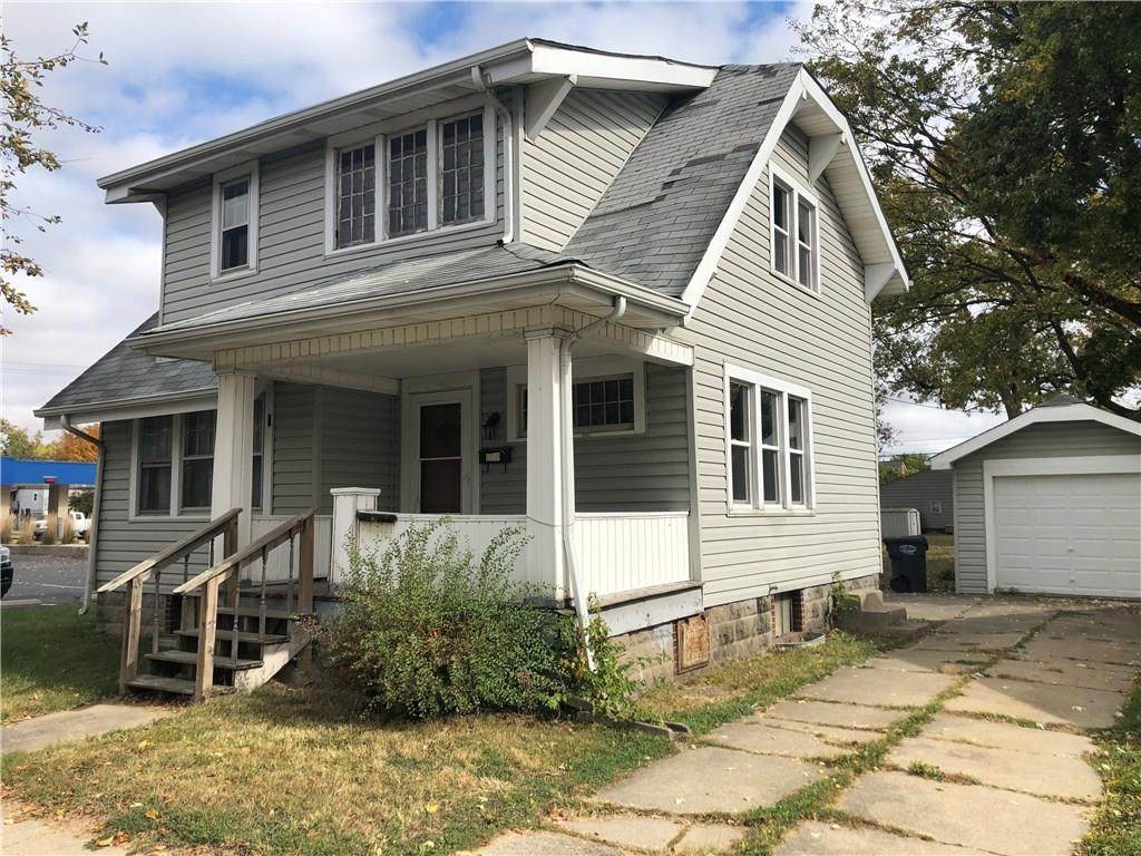 1918 Broadway Avenue - Photo 1