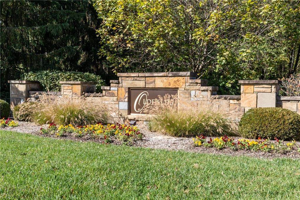 6778 Berkley Court - Photo 1