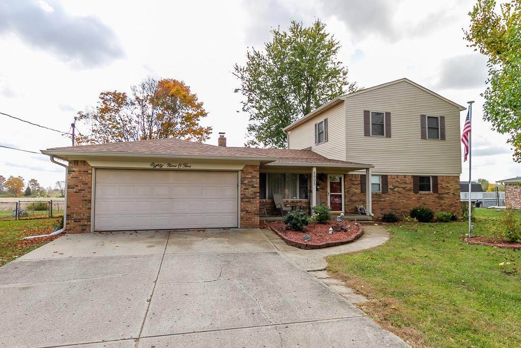 8905 Maze Road - Photo 1