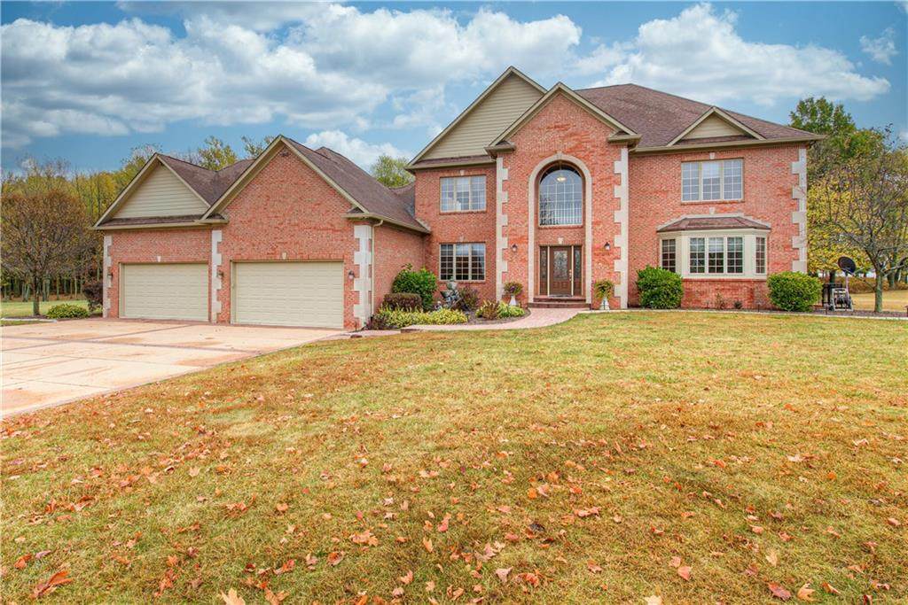 5555 County Road 200 - Photo 1