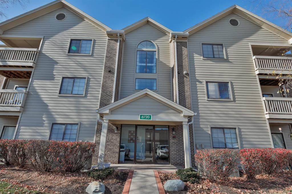 8720 Yardley Court - Photo 1