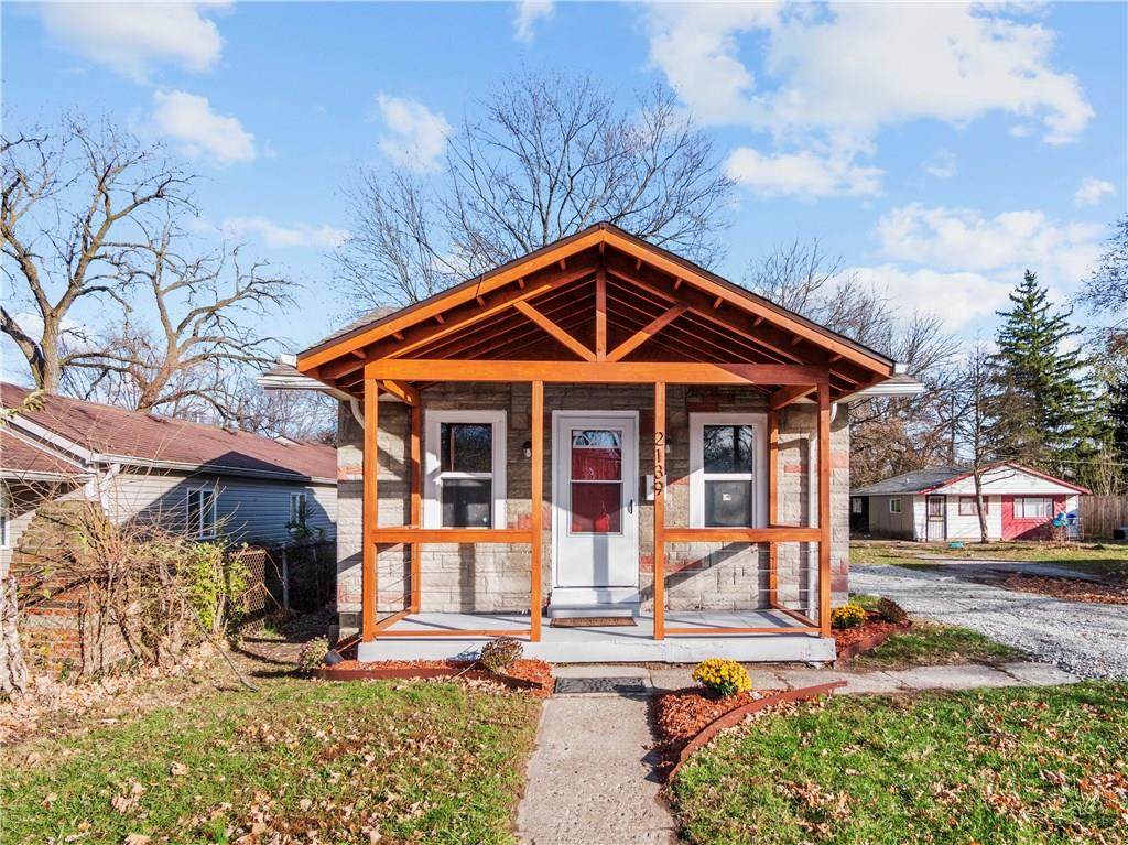 2139 Drexel Avenue - Photo 1