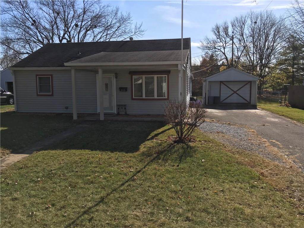 205 Woodland Drive - Photo 1