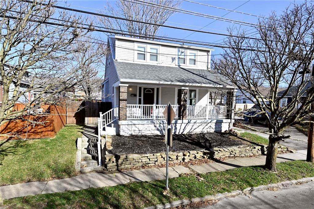 250 42ND Street - Photo 1