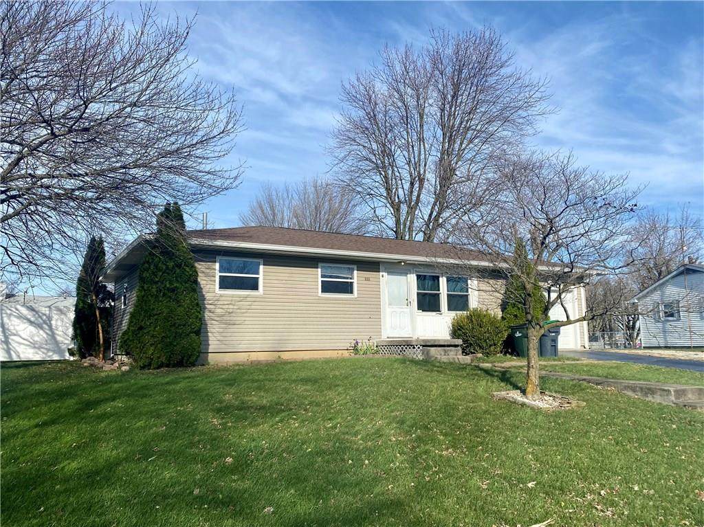 608 Greenview Drive - Photo 1