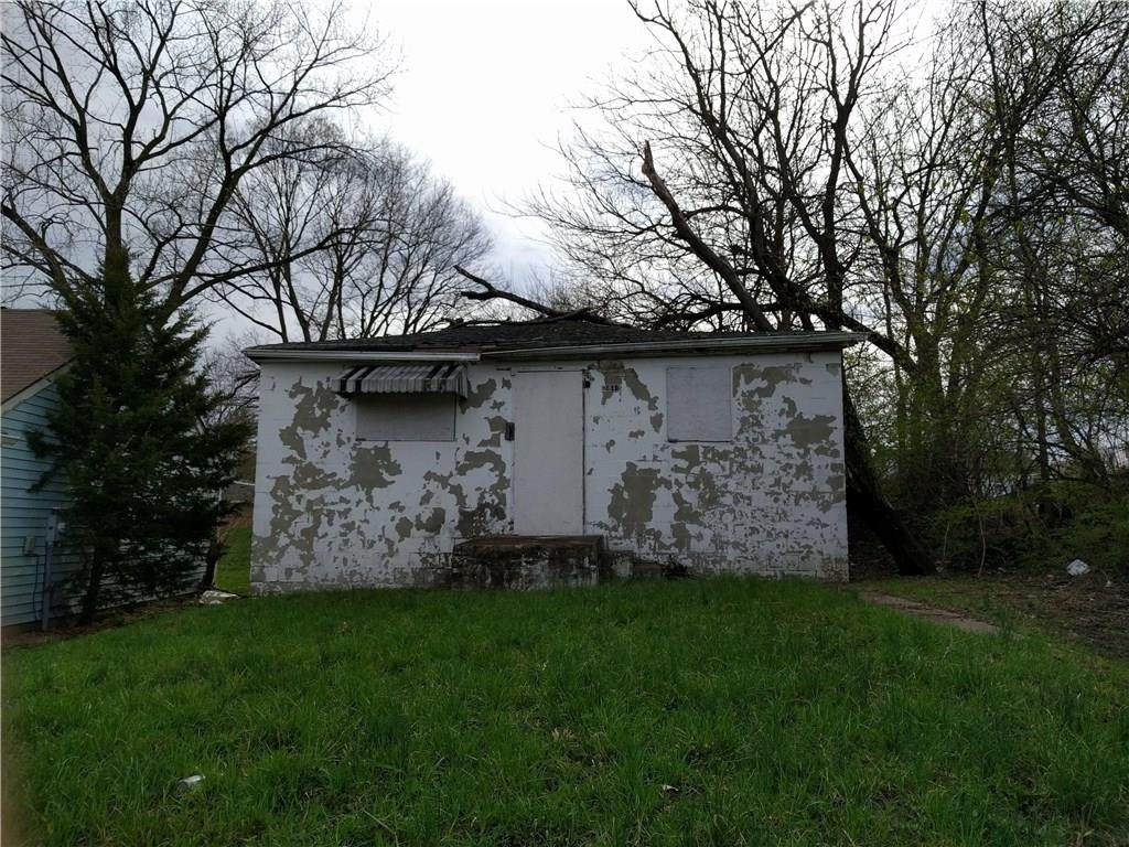 2813 Eastern Avenue - Photo 1