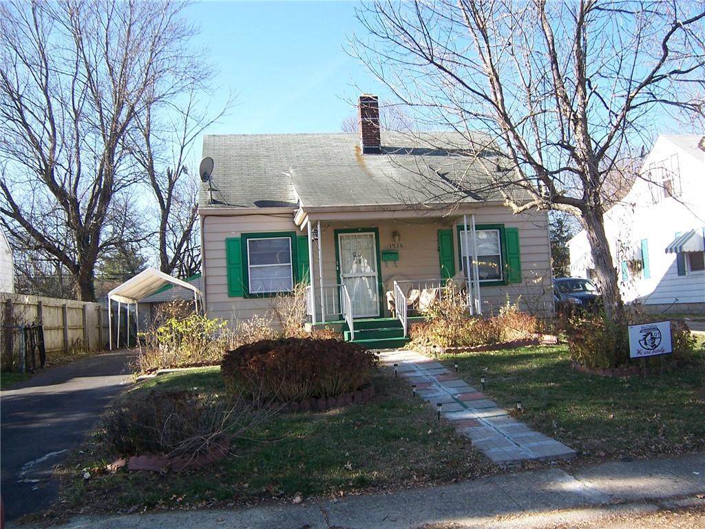1936 Glenridge Drive - Photo 1