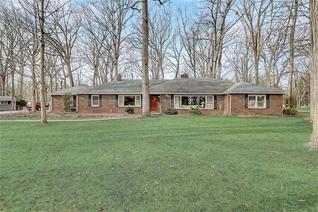 715 Forest Drive - Photo 1
