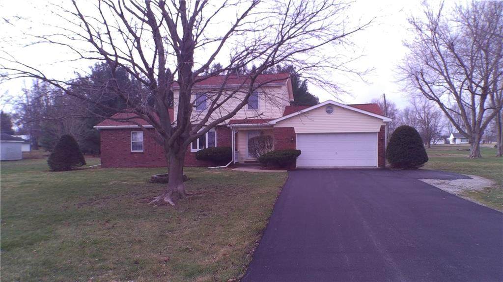 1607 Oak Hill Road - Photo 1