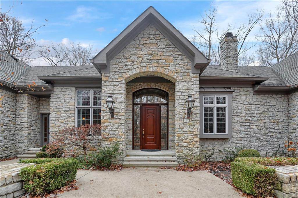9047 Timberwolf Lane - Photo 1