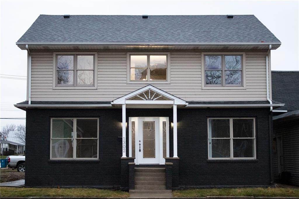 1302 Main Street - Photo 1