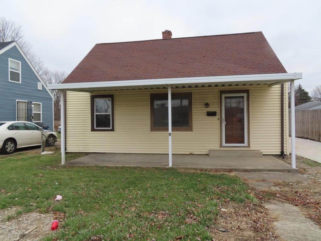 716 Western Avenue - Photo 1