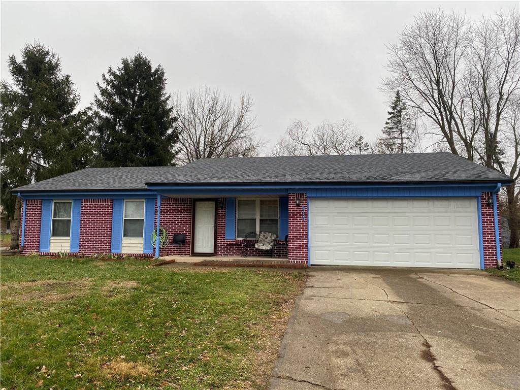 915 Brevard - Photo 1