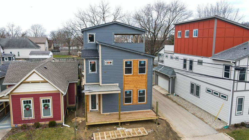 822 Olive Street - Photo 1