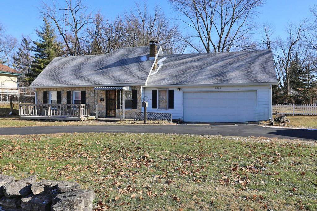 2424 Main Street - Photo 1