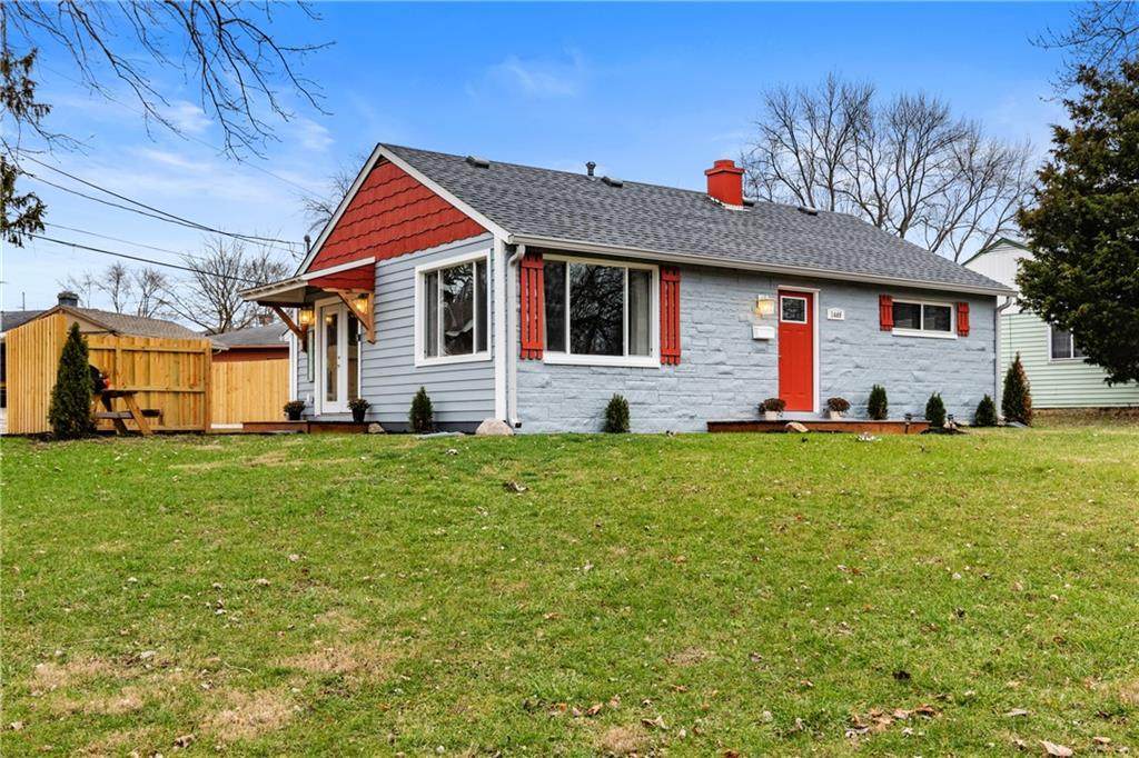 1449 Pleasant Run Parkway South Drive - Photo 1