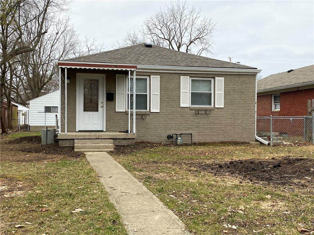350 Webster Avenue - Photo 1