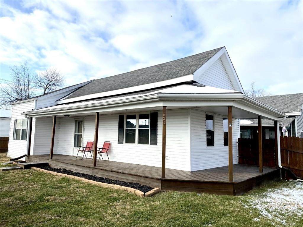 601 Washington Street - Photo 1