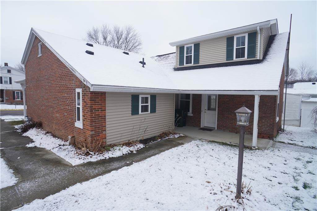 22161 Vine Street - Photo 1