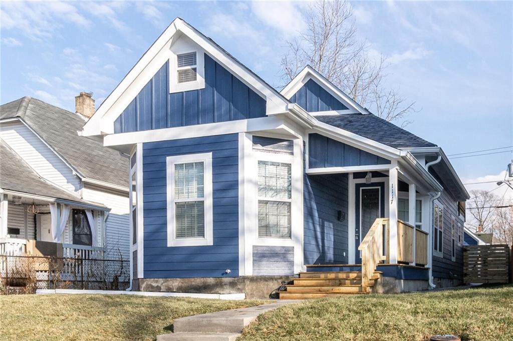 1117 Larch Street - Photo 1
