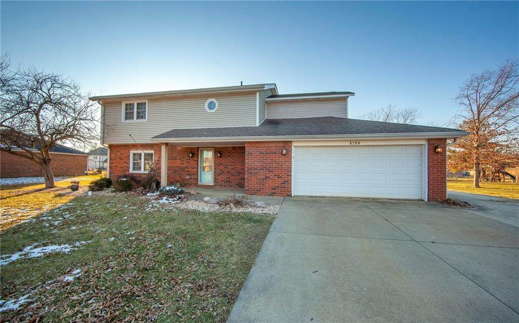 8789 Carriage Lane - Photo 1