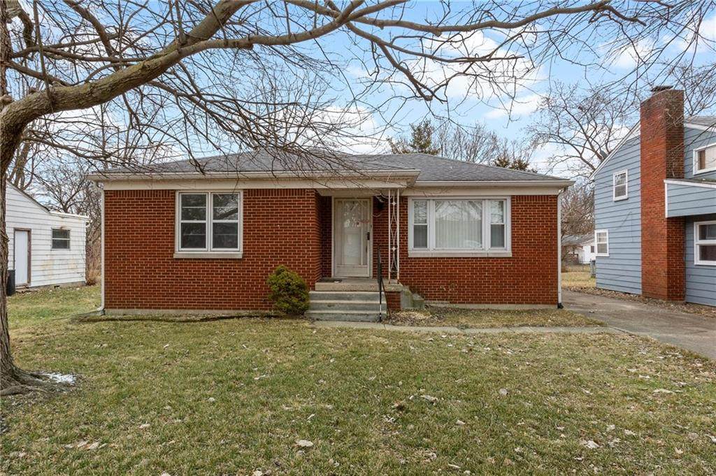 907 Sadlier Drive - Photo 1