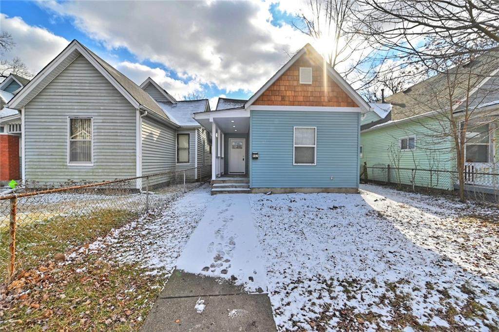 957 Roache Street - Photo 1