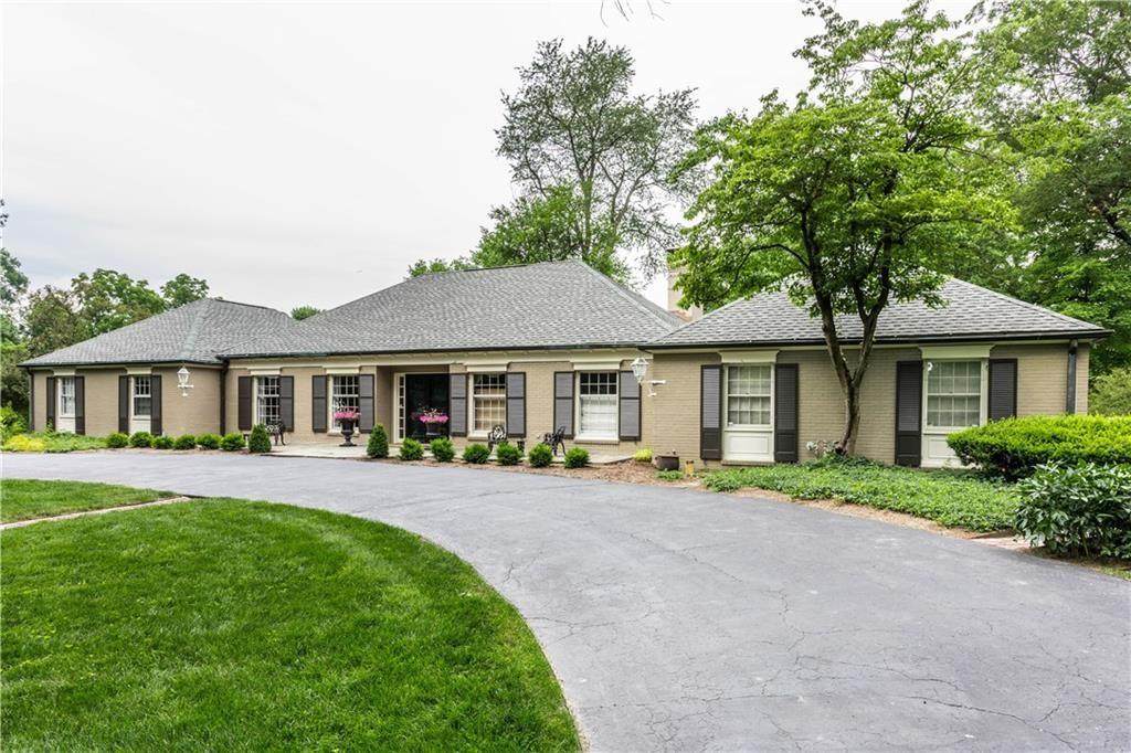 9590 Copley Drive - Photo 1