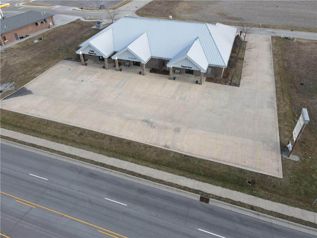 1463 Westridge Parkway - Photo 1