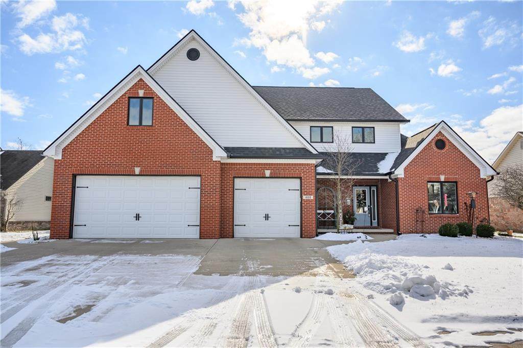 1655 Williamsburg Lane - Photo 1