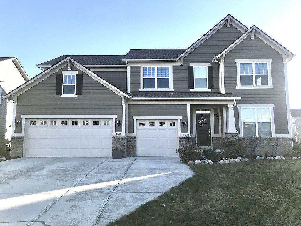 11917 Whisper Ridge Drive - Photo 1