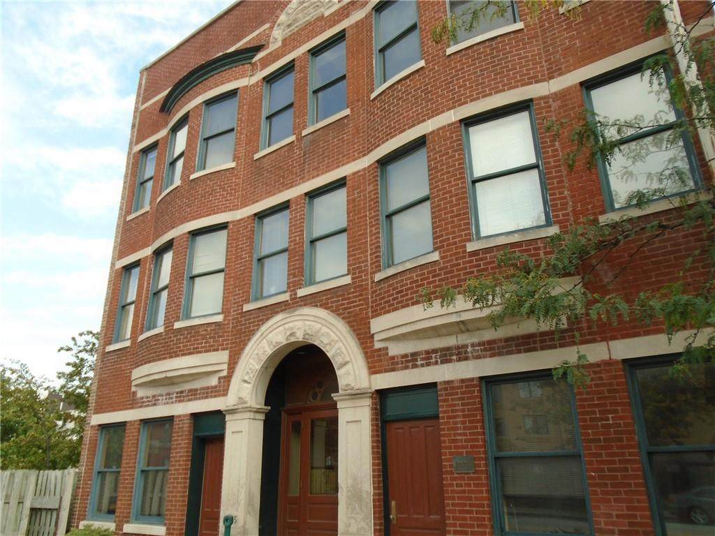 315 Seante Avenue - Photo 1
