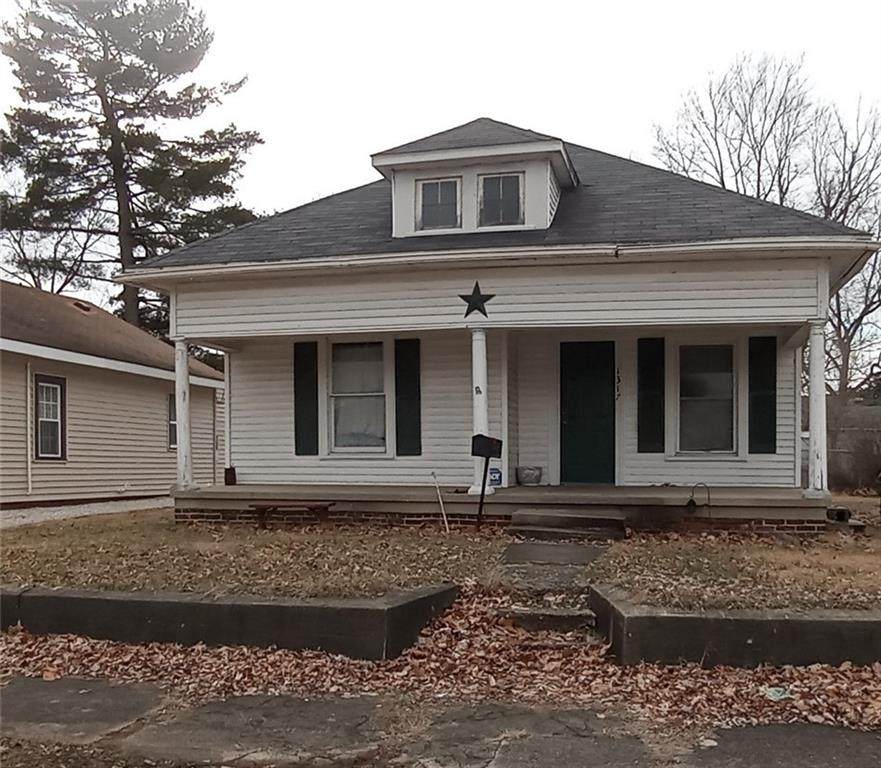 1317 5th Street - Photo 1