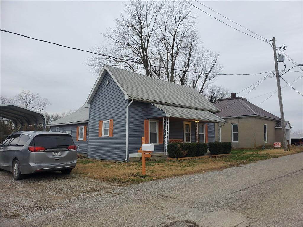 209 Oak Street - Photo 1