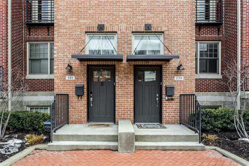 541 Park Avenue - Photo 1
