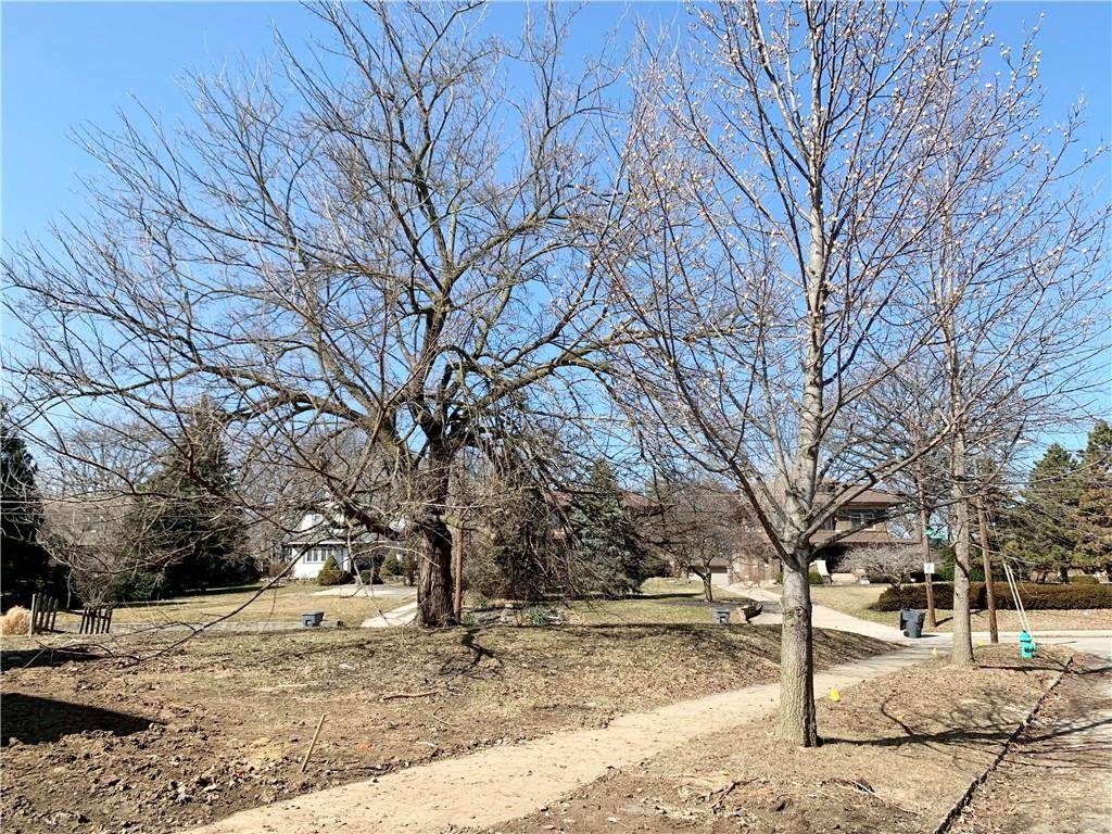 2620 Broadway Street - Photo 1