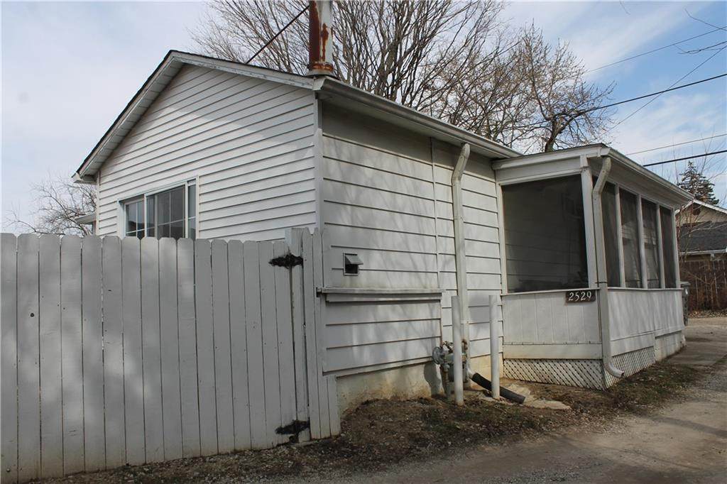2529 Pennsylvania Street - Photo 1