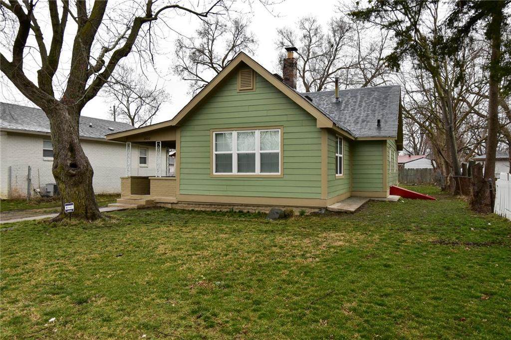 2920 Hillside Avenue - Photo 1