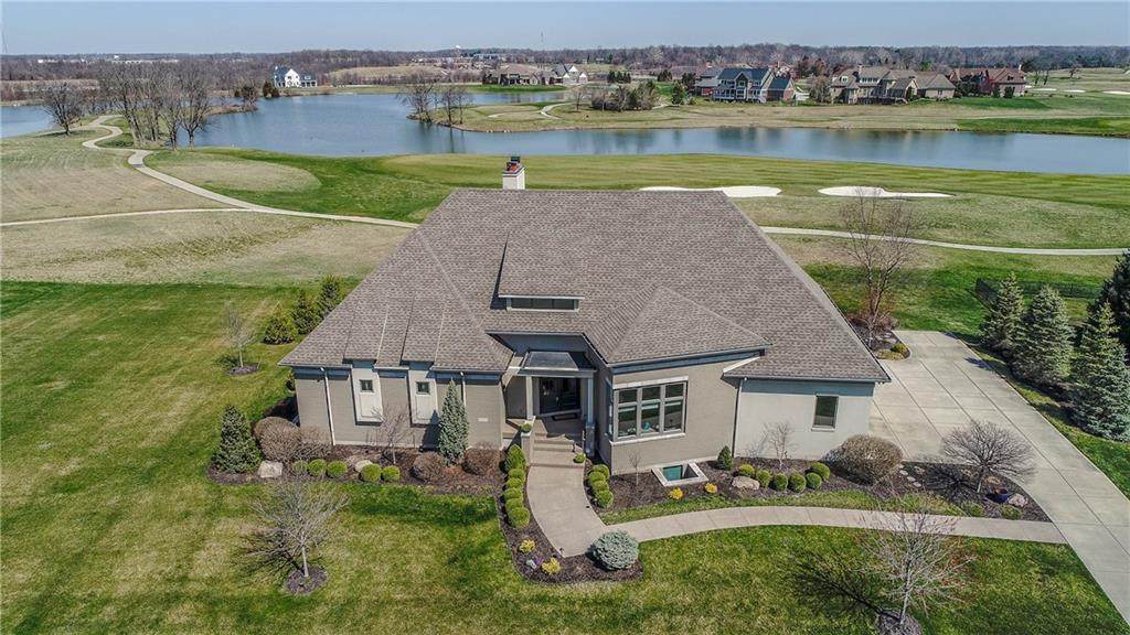 10534 Winghaven Drive - Photo 1