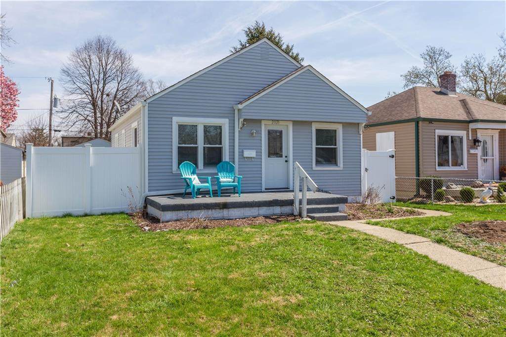 2021 Linwood Avenue - Photo 1