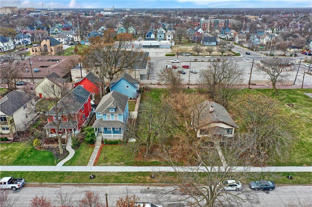 2134 Park Avenue - Photo 1