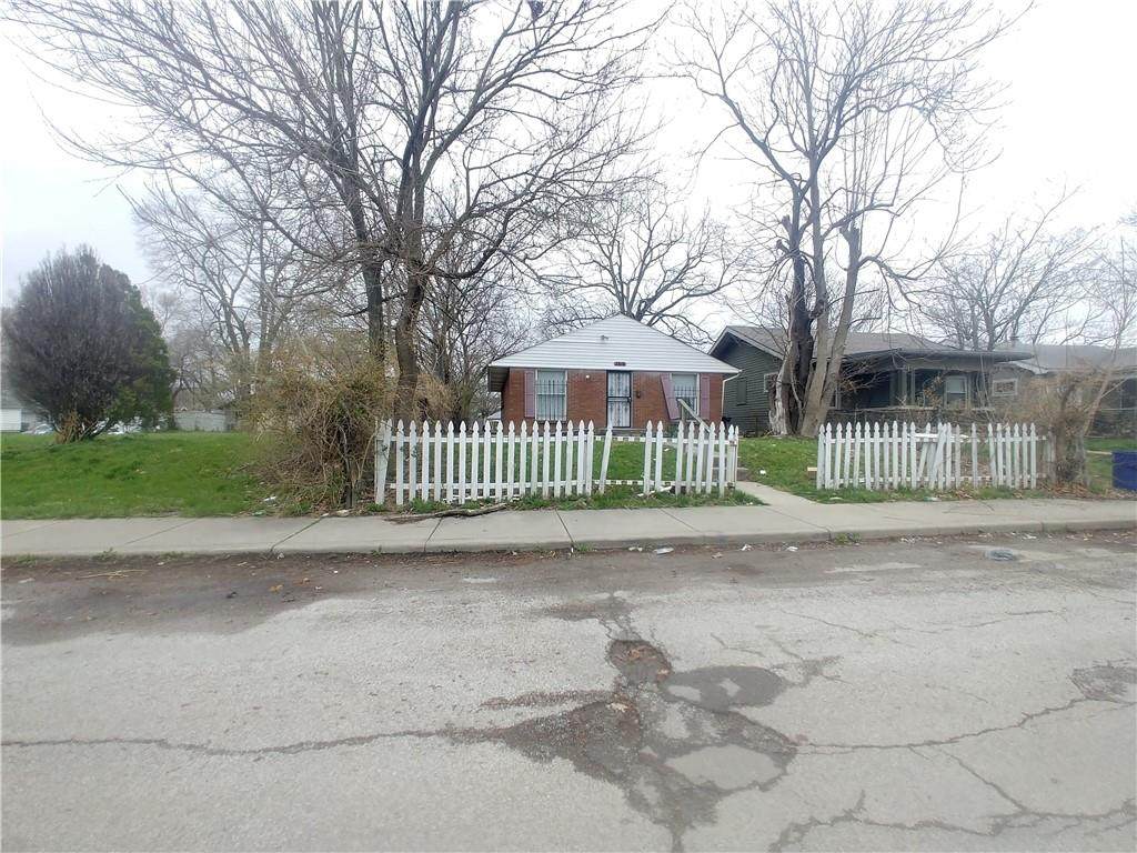 2616 17TH Street - Photo 1