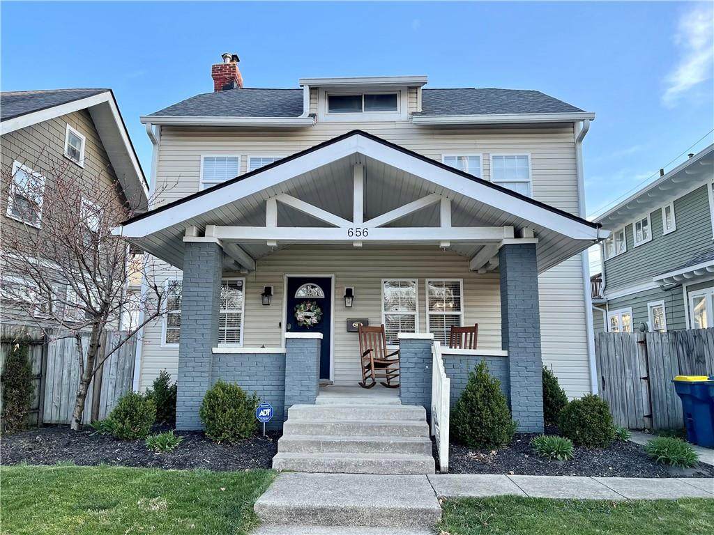 656 42nd Street - Photo 1
